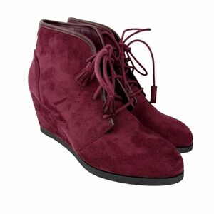 Madden Girl Dallyy Wedge Booties Maroon Wine Faux Suede NEW Women’s Size 8